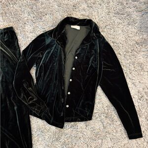 Piece x Piece elements emerald Velvet Skirt and blazer set